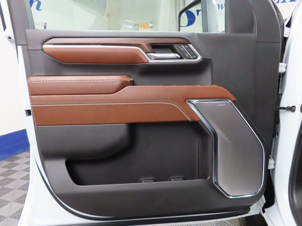 2024 GMC Sierra 2500HD 4x4 Crew Cab Denali Ultimate Fond du Lac WI 2024 GMC Sierra 2500HD 4x4 Crew Cab Denali Ultimate Fond du Lac WI