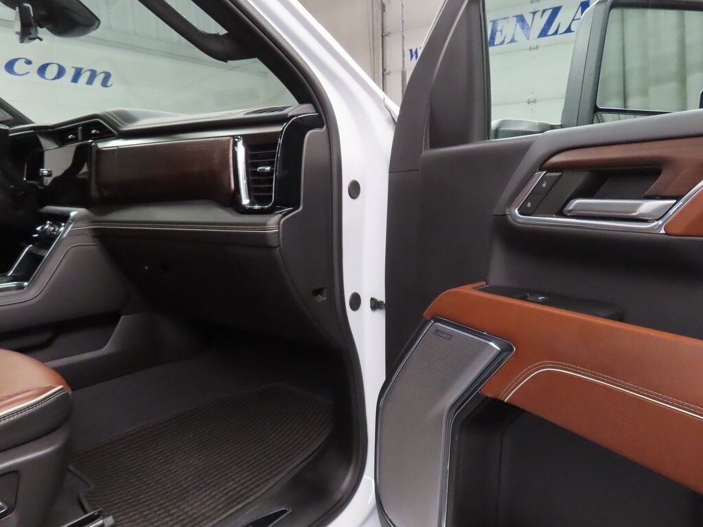 2024 GMC Sierra 2500HD 4x4 Crew Cab Denali Ultimate Fond du Lac WI 2024 GMC Sierra 2500HD 4x4 Crew Cab Denali Ultimate Fond du Lac WI