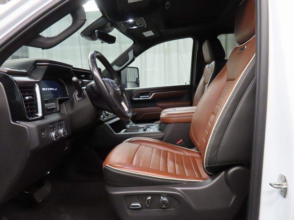 2024 GMC Sierra 2500HD 4x4 Crew Cab Denali Ultimate Fond du Lac WI 2024 GMC Sierra 2500HD 4x4 Crew Cab Denali Ultimate Fond du Lac WI