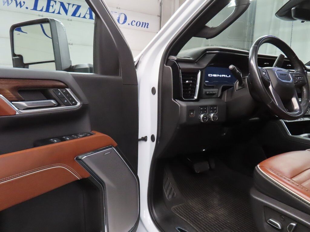 2024 GMC Sierra 2500HD 4x4 Crew Cab Denali Ultimate Fond du Lac WI 2024 GMC Sierra 2500HD 4x4 Crew Cab Denali Ultimate Fond du Lac WI