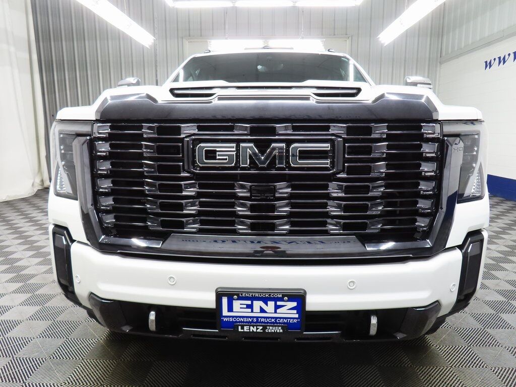 2024 GMC Sierra 2500HD 4x4 Crew Cab Denali Ultimate Fond du Lac WI 2024 GMC Sierra 2500HD 4x4 Crew Cab Denali Ultimate Fond du Lac WI