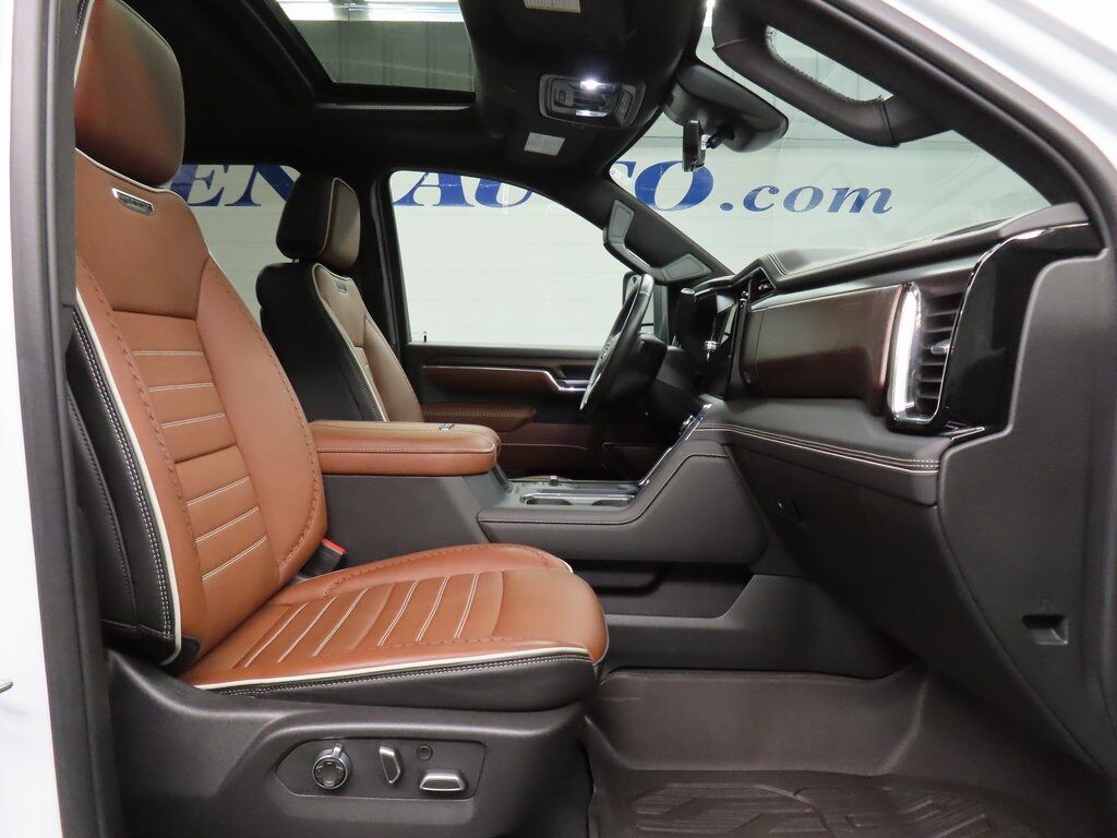 2024 GMC Sierra 2500HD 4x4 Crew Cab Denali Ultimate Fond du Lac WI 2024 GMC Sierra 2500HD 4x4 Crew Cab Denali Ultimate Fond du Lac WI