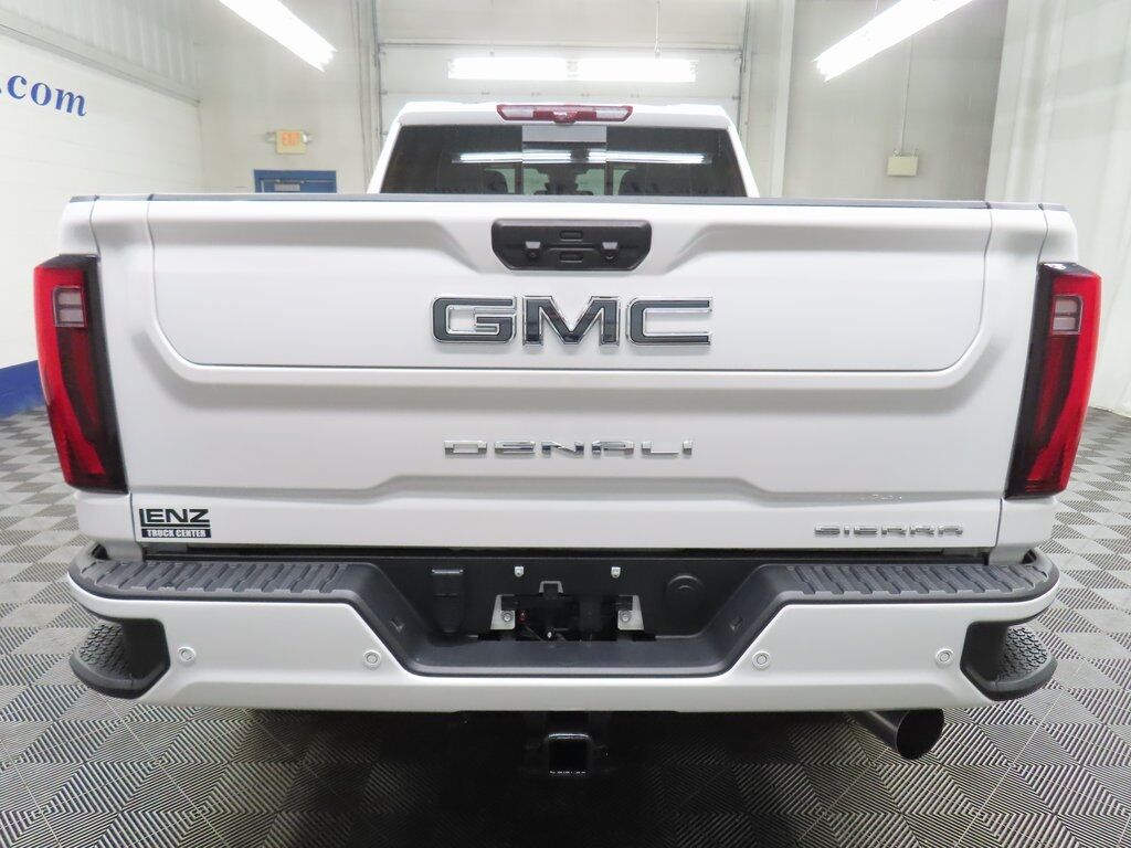 2024 GMC Sierra 2500HD 4x4 Crew Cab Denali Ultimate Fond du Lac WI 2024 GMC Sierra 2500HD 4x4 Crew Cab Denali Ultimate Fond du Lac WI