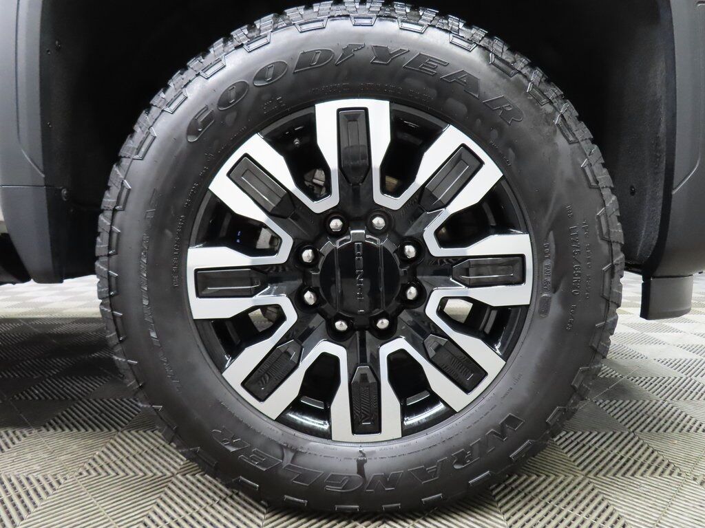 2024 GMC Sierra 2500HD 4x4 Crew Cab Denali Ultimate Fond du Lac WI 2024 GMC Sierra 2500HD 4x4 Crew Cab Denali Ultimate Fond du Lac WI