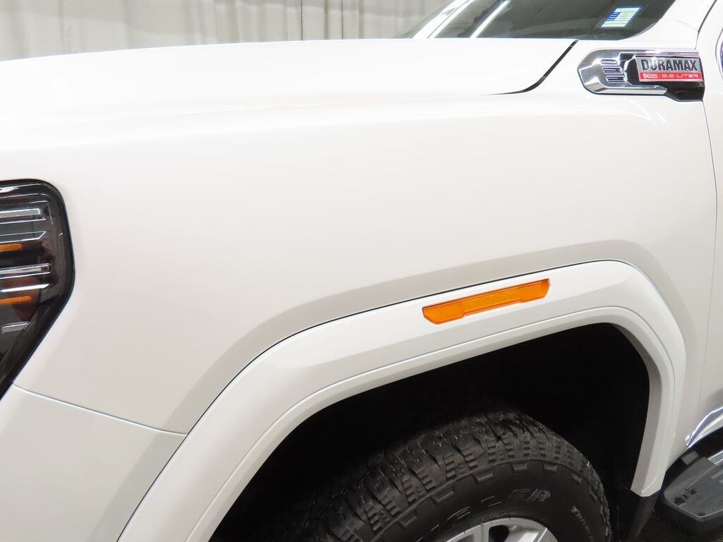 2024 GMC Sierra 2500HD 4x4 Crew Cab SLT Fond du Lac WI 2024 GMC Sierra 2500HD 4x4 Crew Cab SLT Fond du Lac WI