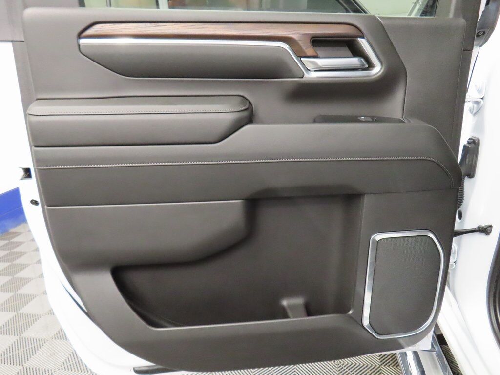 2024 GMC Sierra 2500HD 4x4 Crew Cab SLT Fond du Lac WI 2024 GMC Sierra 2500HD 4x4 Crew Cab SLT Fond du Lac WI