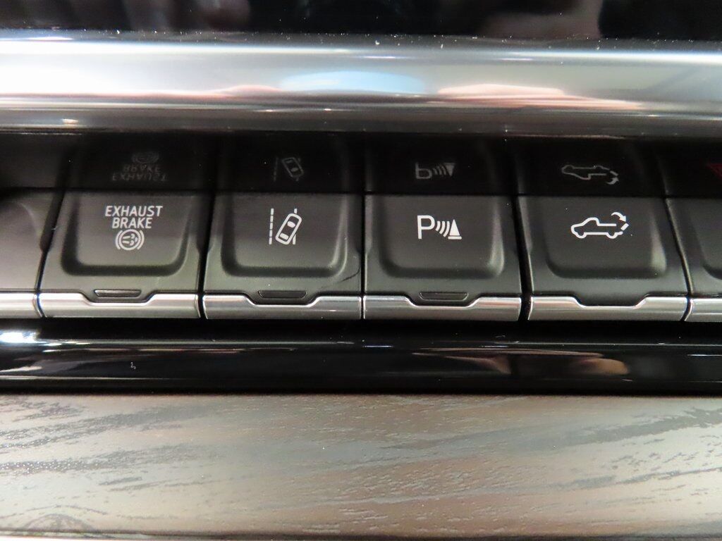 2024 GMC Sierra 2500HD 4x4 Crew Cab SLT Fond du Lac WI 2024 GMC Sierra 2500HD 4x4 Crew Cab SLT Fond du Lac WI