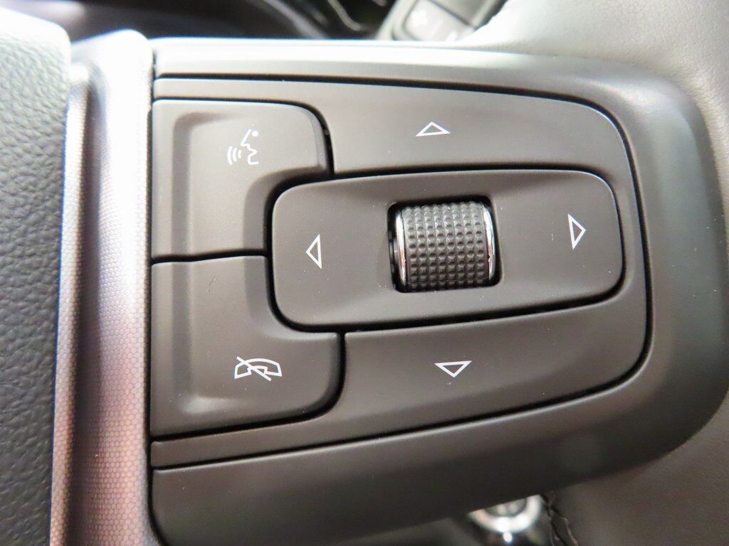 2024 GMC Sierra 2500HD 4x4 Crew Cab SLT Fond du Lac WI 2024 GMC Sierra 2500HD 4x4 Crew Cab SLT Fond du Lac WI