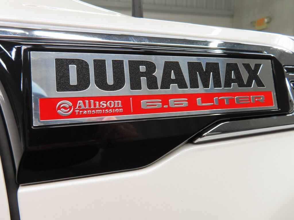 2024 GMC Sierra 2500HD 4x4 Crew Cab SLT Fond du Lac WI 2024 GMC Sierra 2500HD 4x4 Crew Cab SLT Fond du Lac WI