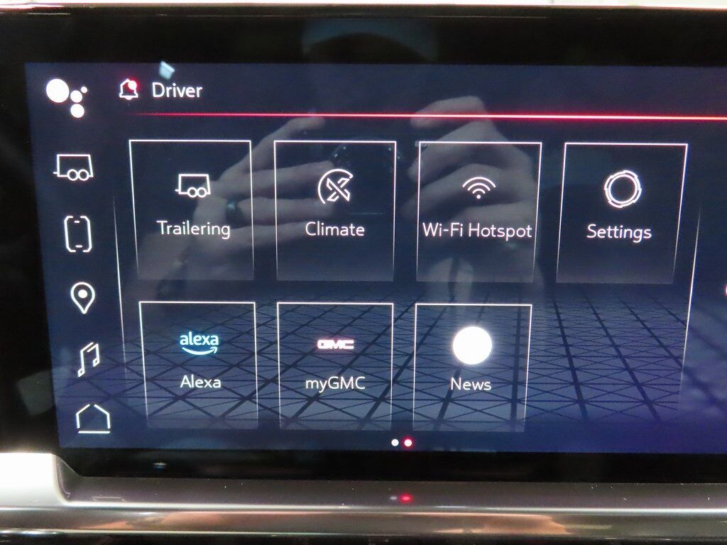 2024 GMC Sierra 2500HD 4x4 Crew Cab SLT Fond du Lac WI 2024 GMC Sierra 2500HD 4x4 Crew Cab SLT Fond du Lac WI