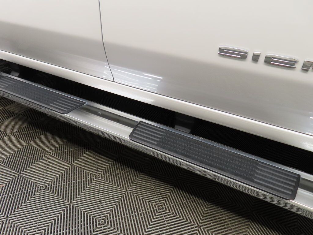 2024 GMC Sierra 2500HD 4x4 Crew Cab SLT Fond du Lac WI 2024 GMC Sierra 2500HD 4x4 Crew Cab SLT Fond du Lac WI