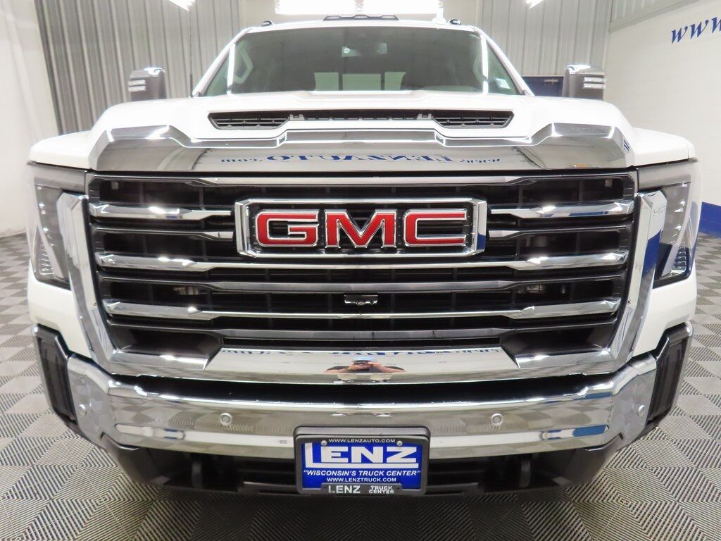 2024 GMC Sierra 2500HD 4x4 Crew Cab SLT Fond du Lac WI 2024 GMC Sierra 2500HD 4x4 Crew Cab SLT Fond du Lac WI