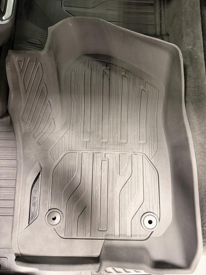 2024 GMC Sierra 2500HD 4x4 Crew Cab SLT Minocqua WI 2024 GMC Sierra 2500HD 4x4 Crew Cab SLT Minocqua WI