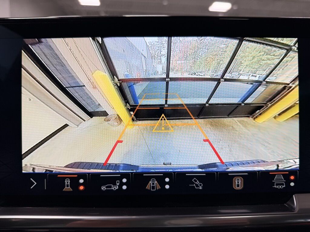 2024 GMC Sierra 2500HD 4x4 Crew Cab SLT Minocqua WI 2024 GMC Sierra 2500HD 4x4 Crew Cab SLT Minocqua WI