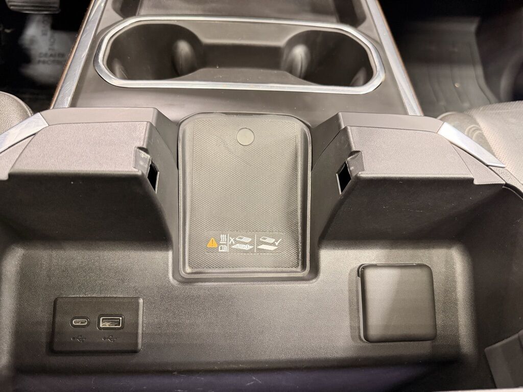 2024 GMC Sierra 2500HD 4x4 Crew Cab SLT Minocqua WI 2024 GMC Sierra 2500HD 4x4 Crew Cab SLT Minocqua WI