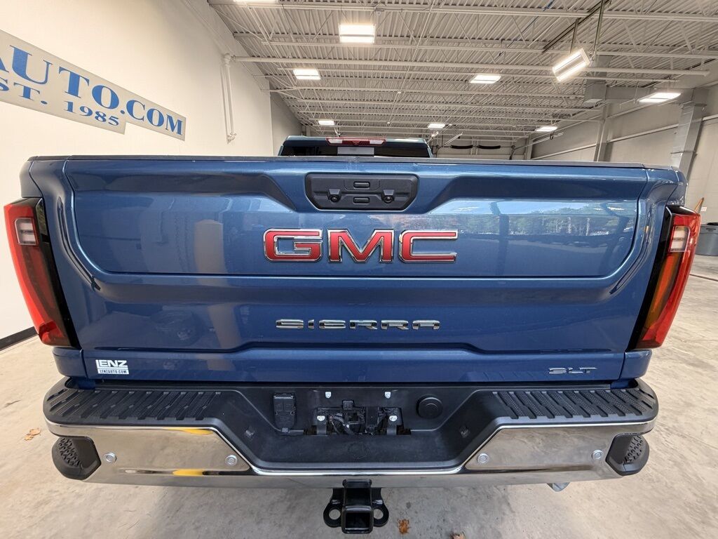 2024 GMC Sierra 2500HD 4x4 Crew Cab SLT Minocqua WI 2024 GMC Sierra 2500HD 4x4 Crew Cab SLT Minocqua WI