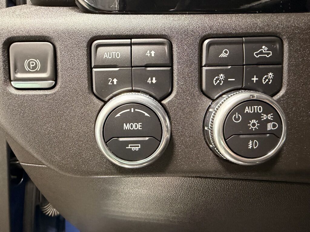 2024 GMC Sierra 2500HD 4x4 Crew Cab SLT Minocqua WI 2024 GMC Sierra 2500HD 4x4 Crew Cab SLT Minocqua WI