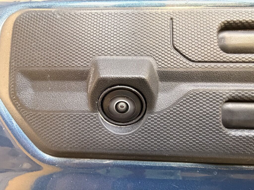 2024 GMC Sierra 2500HD 4x4 Crew Cab SLT Minocqua WI 2024 GMC Sierra 2500HD 4x4 Crew Cab SLT Minocqua WI