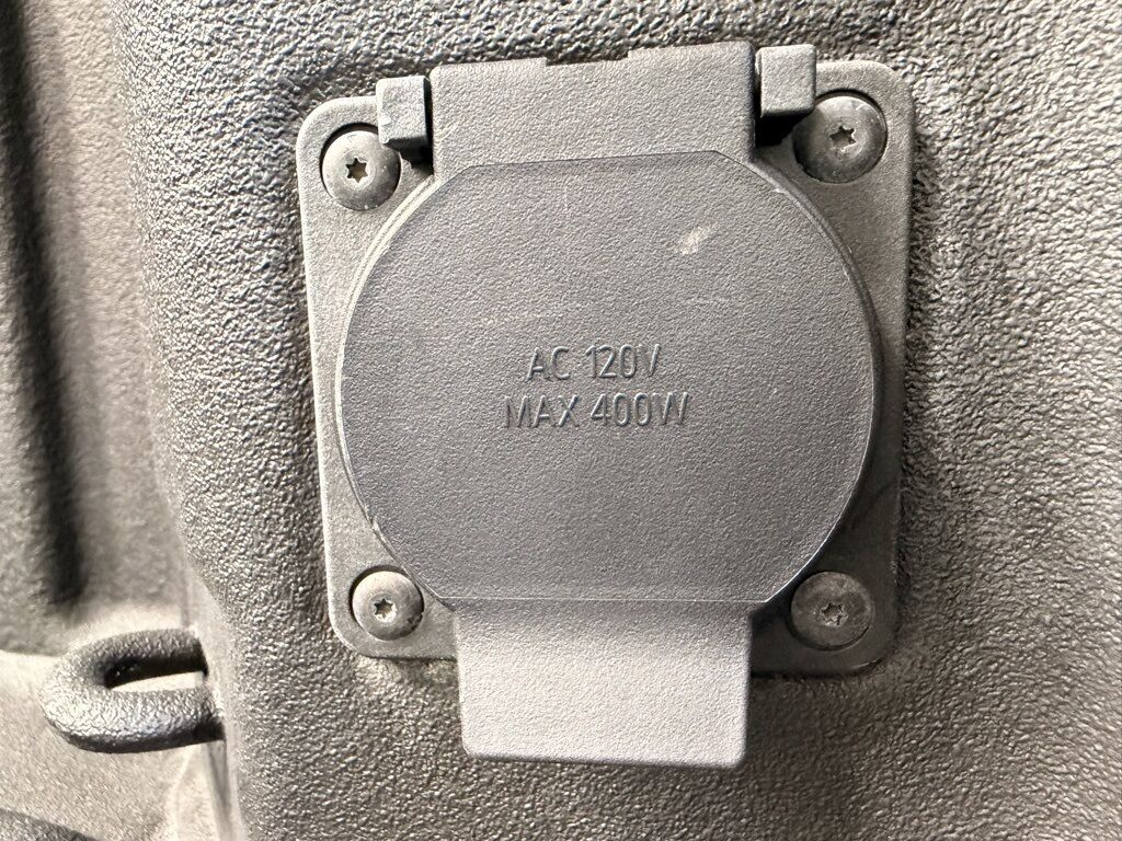 2024 GMC Sierra 2500HD 4x4 Crew Cab SLT Minocqua WI 2024 GMC Sierra 2500HD 4x4 Crew Cab SLT Minocqua WI