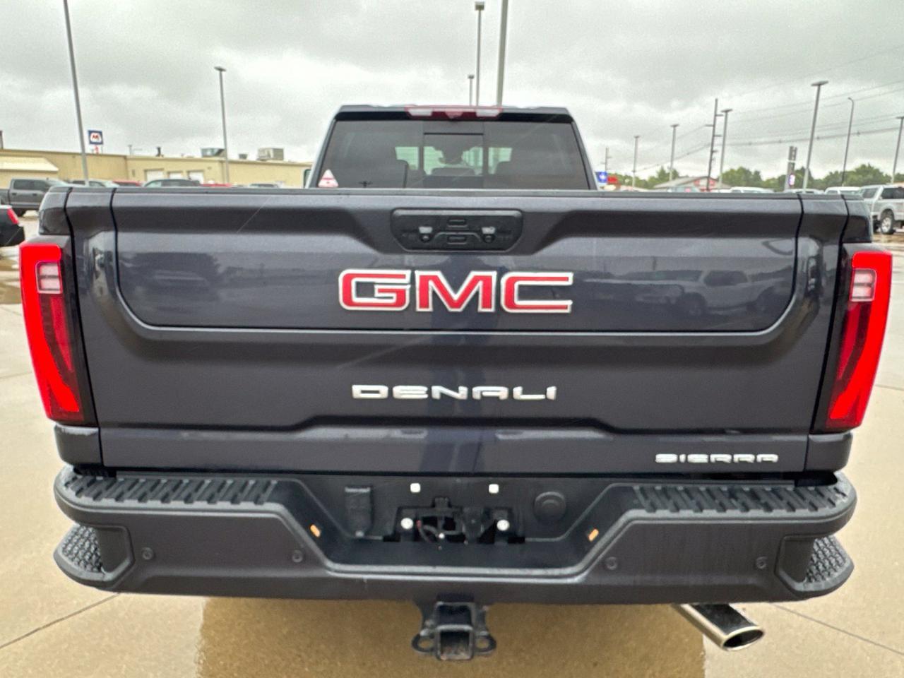 2024 GMC Sierra 2500HD Denali Watertown SD 2024 GMC Sierra 2500HD Denali Watertown SD