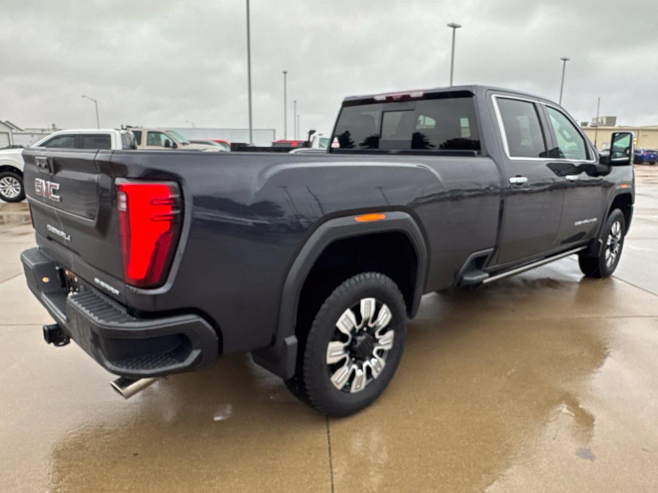 2024 GMC Sierra 2500HD Denali Watertown SD 2024 GMC Sierra 2500HD Denali Watertown SD