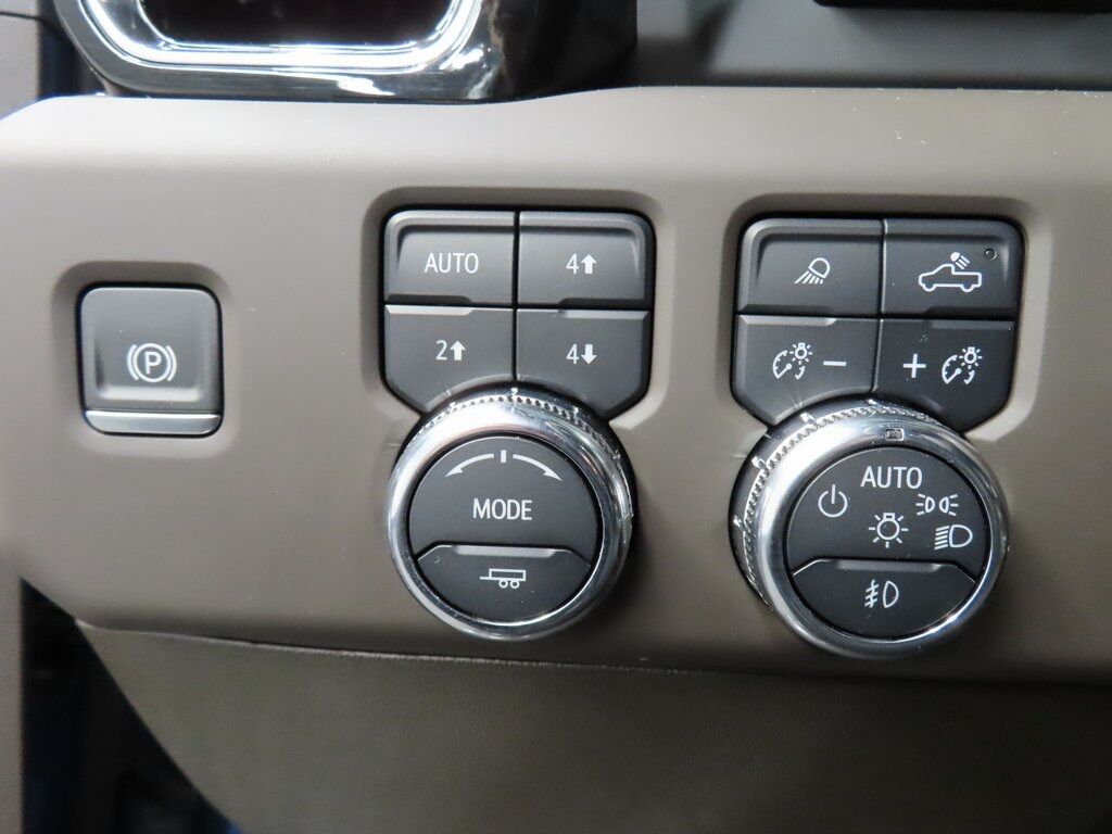 2024 GMC Sierra 3500HD 4x4 Crew Cab Denali SRW Fond du Lac WI 2024 GMC Sierra 3500HD 4x4 Crew Cab Denali SRW Fond du Lac WI