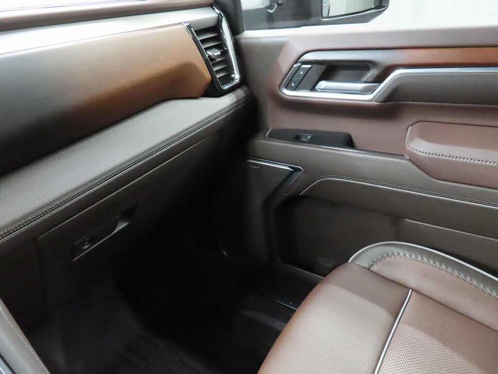 2024 GMC Sierra 3500HD 4x4 Crew Cab Denali SRW Fond du Lac WI 2024 GMC Sierra 3500HD 4x4 Crew Cab Denali SRW Fond du Lac WI