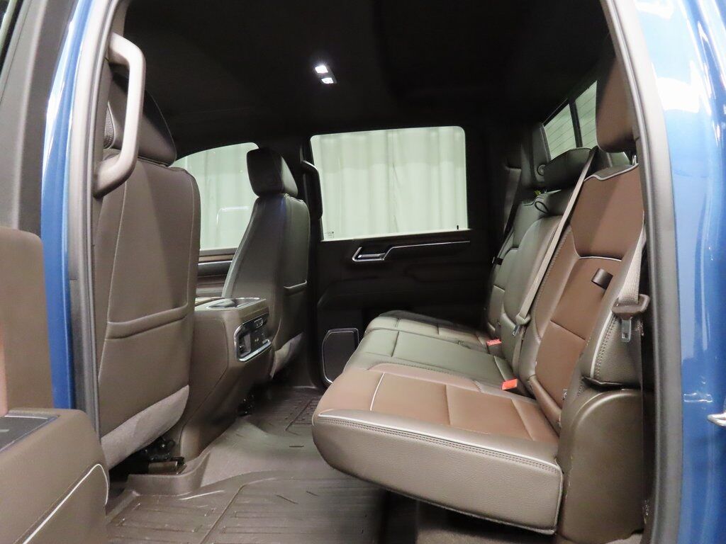 2024 GMC Sierra 3500HD 4x4 Crew Cab Denali SRW Fond du Lac WI 2024 GMC Sierra 3500HD 4x4 Crew Cab Denali SRW Fond du Lac WI