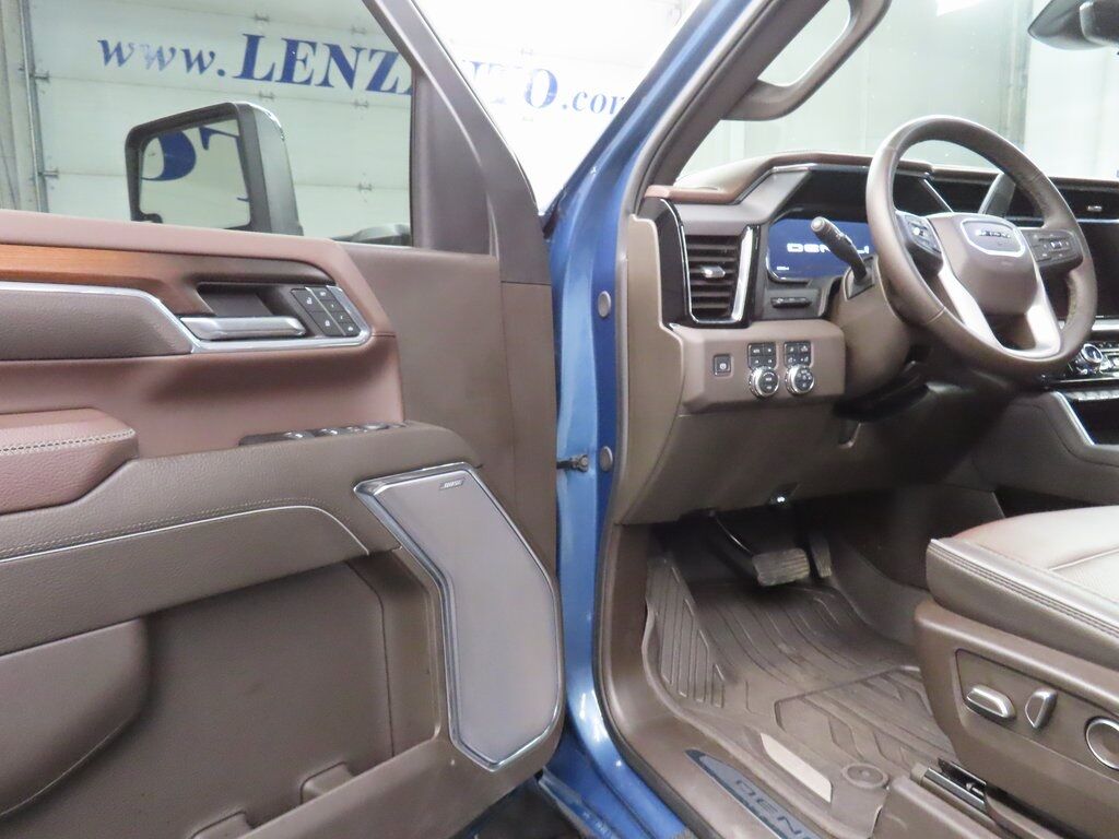 2024 GMC Sierra 3500HD 4x4 Crew Cab Denali SRW Fond du Lac WI 2024 GMC Sierra 3500HD 4x4 Crew Cab Denali SRW Fond du Lac WI