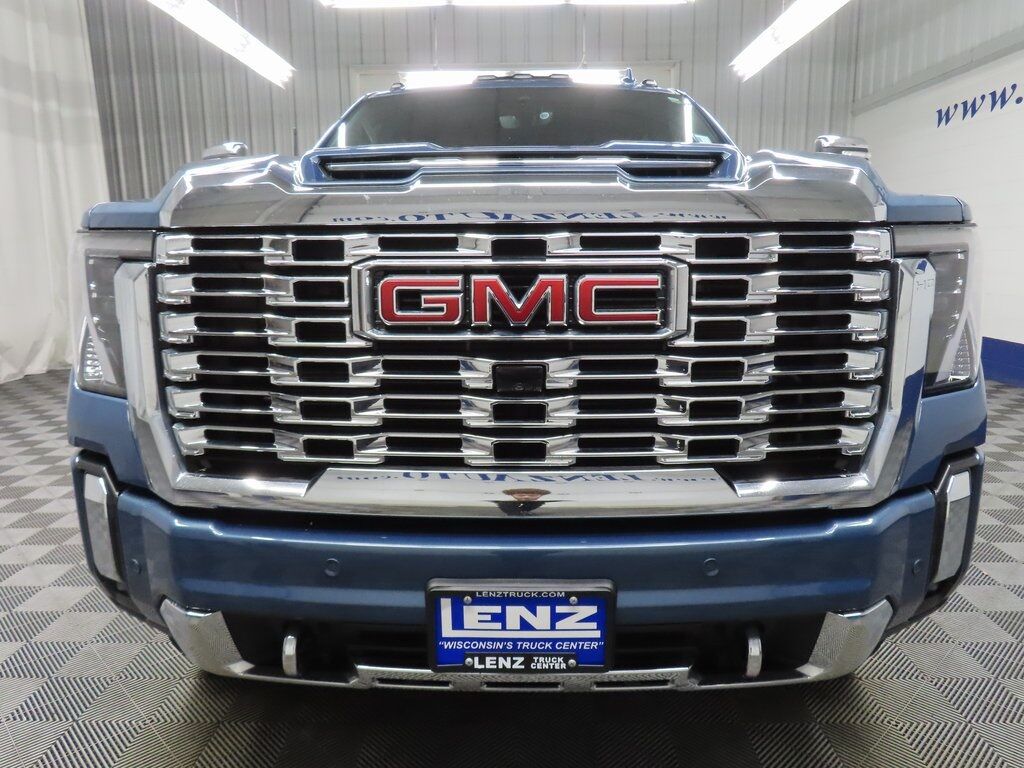2024 GMC Sierra 3500HD 4x4 Crew Cab Denali SRW Fond du Lac WI 2024 GMC Sierra 3500HD 4x4 Crew Cab Denali SRW Fond du Lac WI