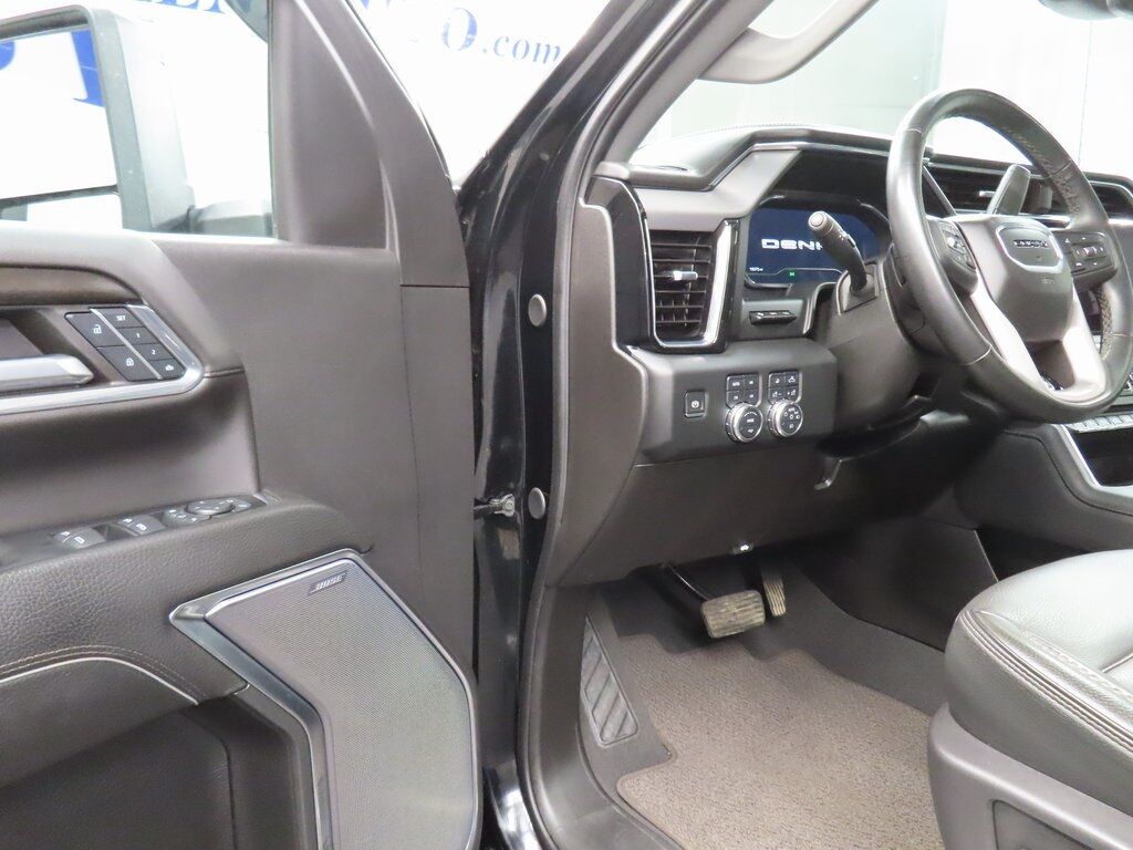 2024 GMC Sierra 3500HD 4x4 Crew Cab Denali SRW Fond du Lac WI 2024 GMC Sierra 3500HD 4x4 Crew Cab Denali SRW Fond du Lac WI