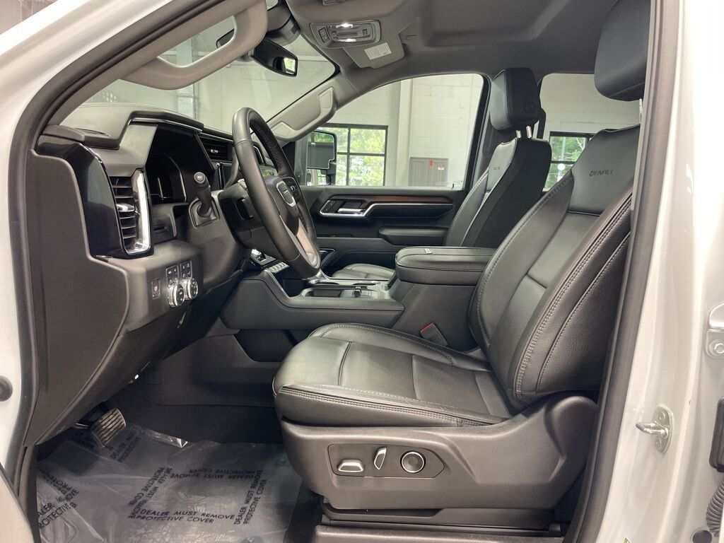 2024 GMC Sierra 3500HD 4x4 Crew Cab Denali SRW Minocqua WI