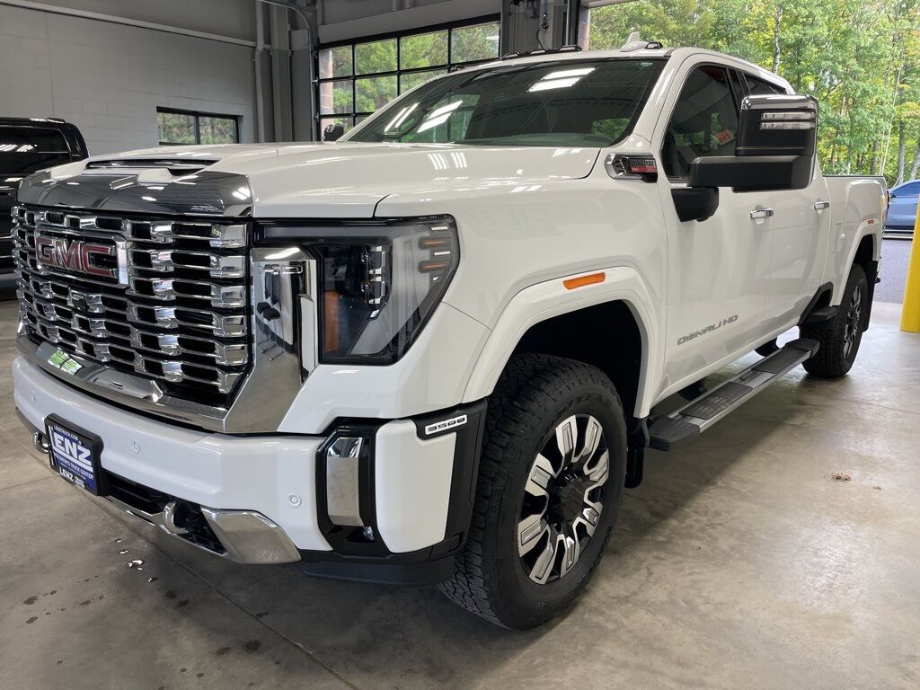 2024 GMC Sierra 3500HD 4x4 Crew Cab Denali SRW Minocqua WI
