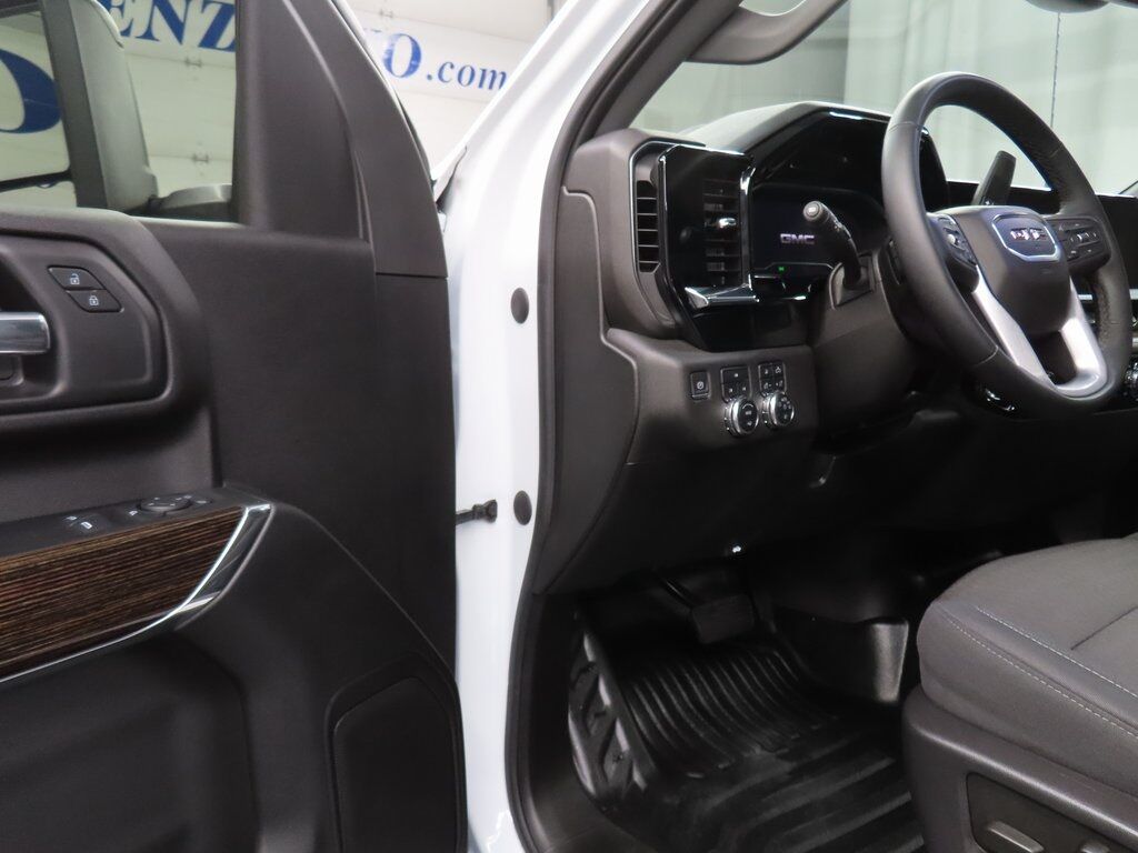 2024 GMC Sierra 3500HD 4x4 Regular Cab SLE Fond du Lac WI 2024 GMC Sierra 3500HD 4x4 Regular Cab SLE Fond du Lac WI