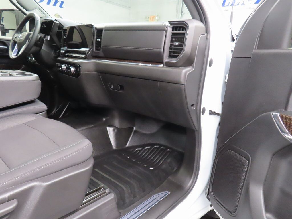 2024 GMC Sierra 3500HD 4x4 Regular Cab SLE Fond du Lac WI 2024 GMC Sierra 3500HD 4x4 Regular Cab SLE Fond du Lac WI