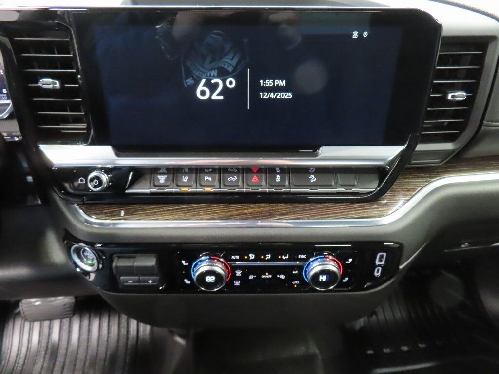 2024 GMC Sierra 3500HD 4x4 Regular Cab SLE Fond du Lac WI 2024 GMC Sierra 3500HD 4x4 Regular Cab SLE Fond du Lac WI