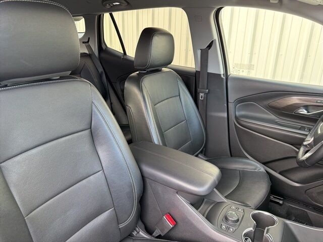 2024 GMC Terrain SLT Watertown SD 2024 GMC Terrain SLT Watertown SD