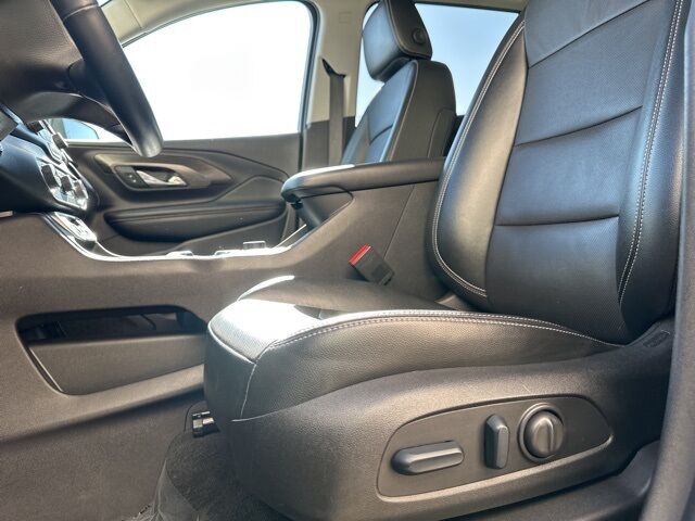 2024 GMC Terrain SLT Watertown SD 2024 GMC Terrain SLT Watertown SD