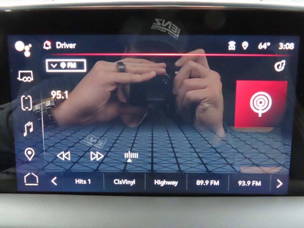 2024 GMC Yukon AT4 4WD Fond du Lac WI