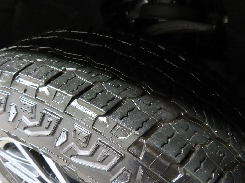 2024 GMC Yukon AT4 4WD Fond du Lac WI