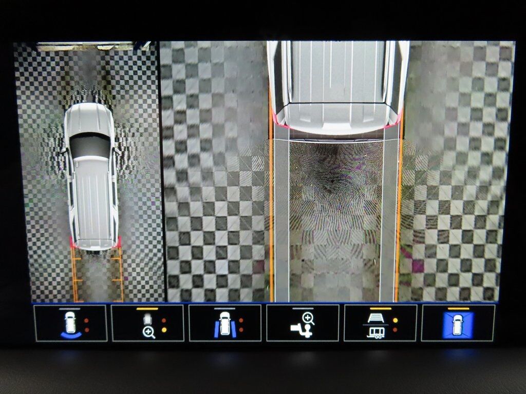 2024 GMC Yukon AT4 4WD Fond du Lac WI