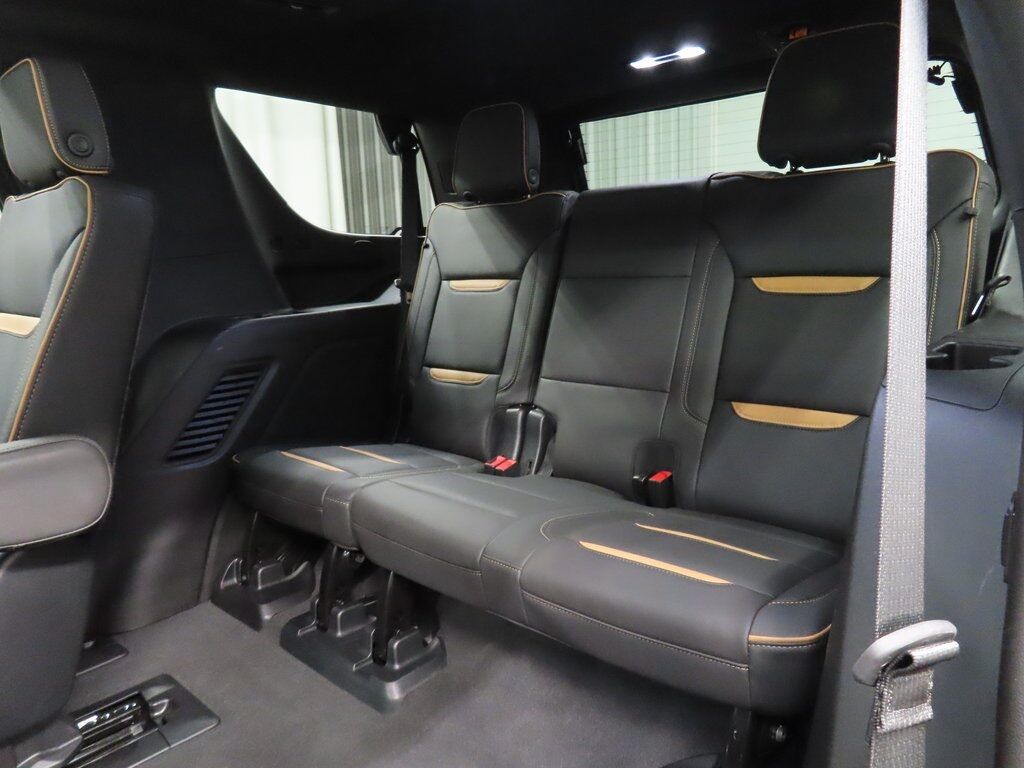 2024 GMC Yukon AT4 4WD Fond du Lac WI 2024 GMC Yukon AT4 4WD Fond du Lac WI