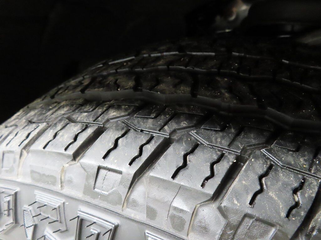 2024 GMC Yukon AT4 4WD Fond du Lac WI 2024 GMC Yukon AT4 4WD Fond du Lac WI