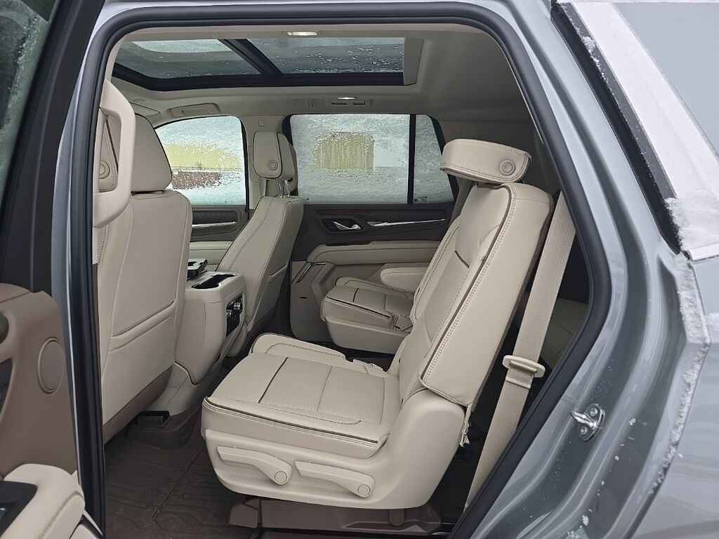 2024 GMC Yukon Denali 4WD Fond du Lac WI 2024 GMC Yukon Denali 4WD Fond du Lac WI