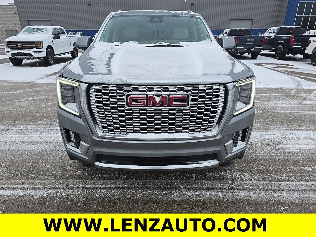 2024 GMC Yukon Denali 4WD Fond du Lac WI 2024 GMC Yukon Denali 4WD Fond du Lac WI