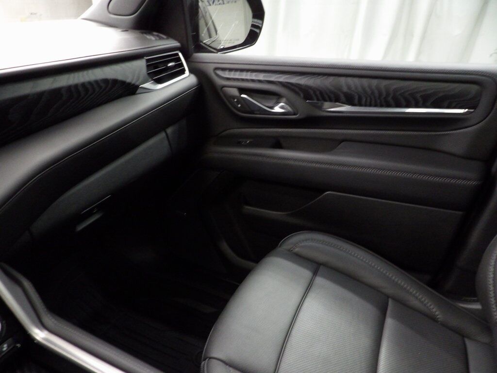 2024 GMC Yukon Denali 4WD Fond du Lac WI 2024 GMC Yukon Denali 4WD Fond du Lac WI