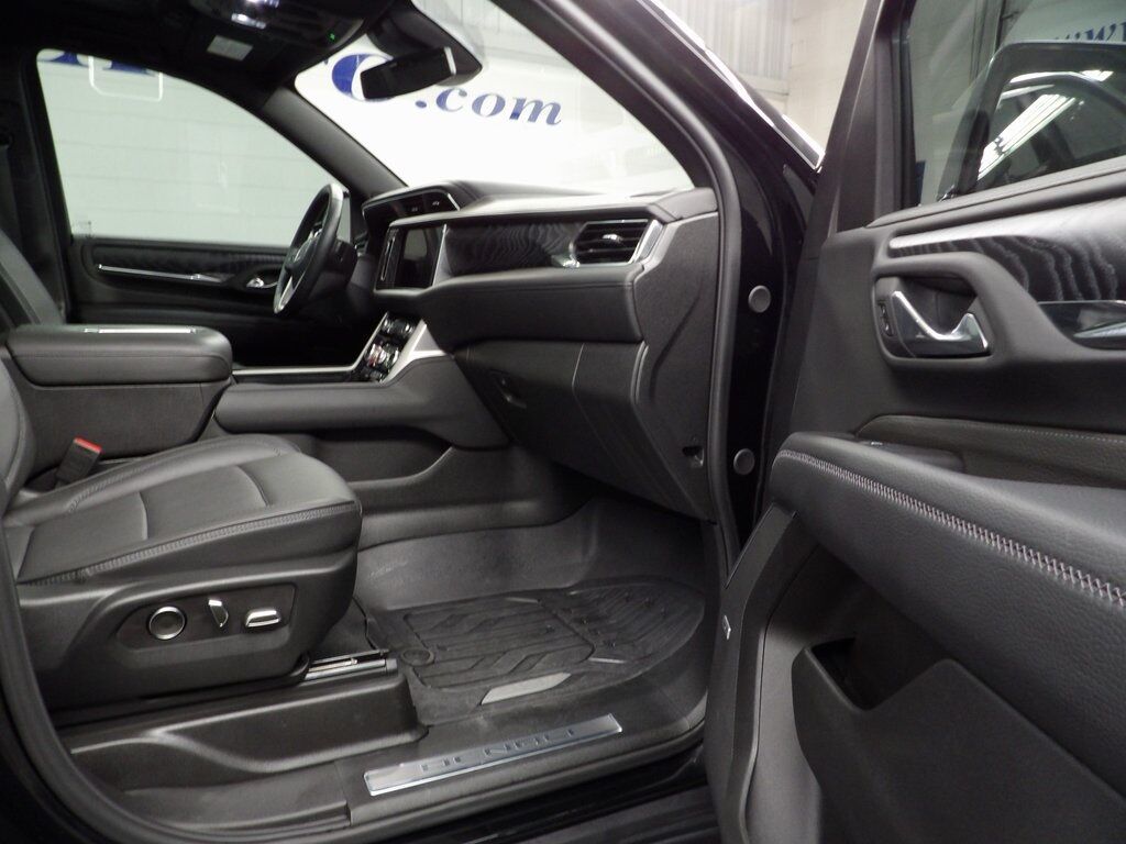 2024 GMC Yukon Denali 4WD Fond du Lac WI 2024 GMC Yukon Denali 4WD Fond du Lac WI