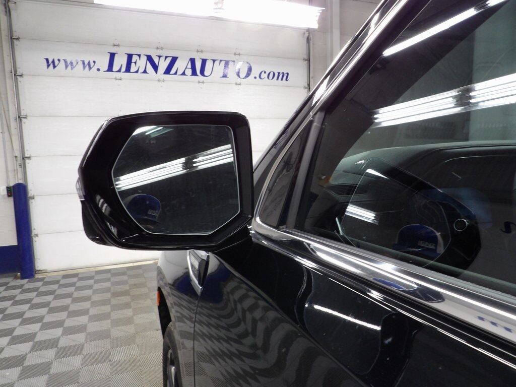 2024 GMC Yukon Denali 4WD Fond du Lac WI 2024 GMC Yukon Denali 4WD Fond du Lac WI