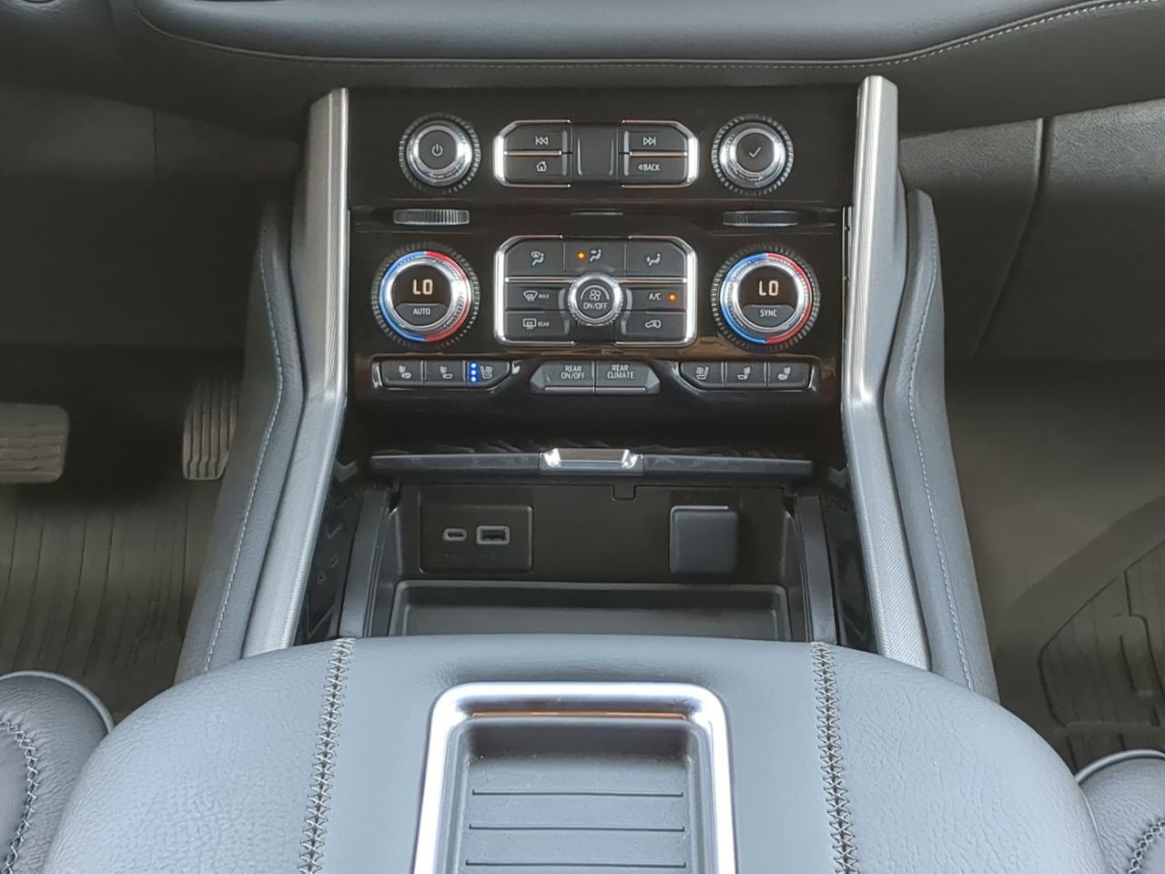 2024 GMC Yukon Denali Appleton WI