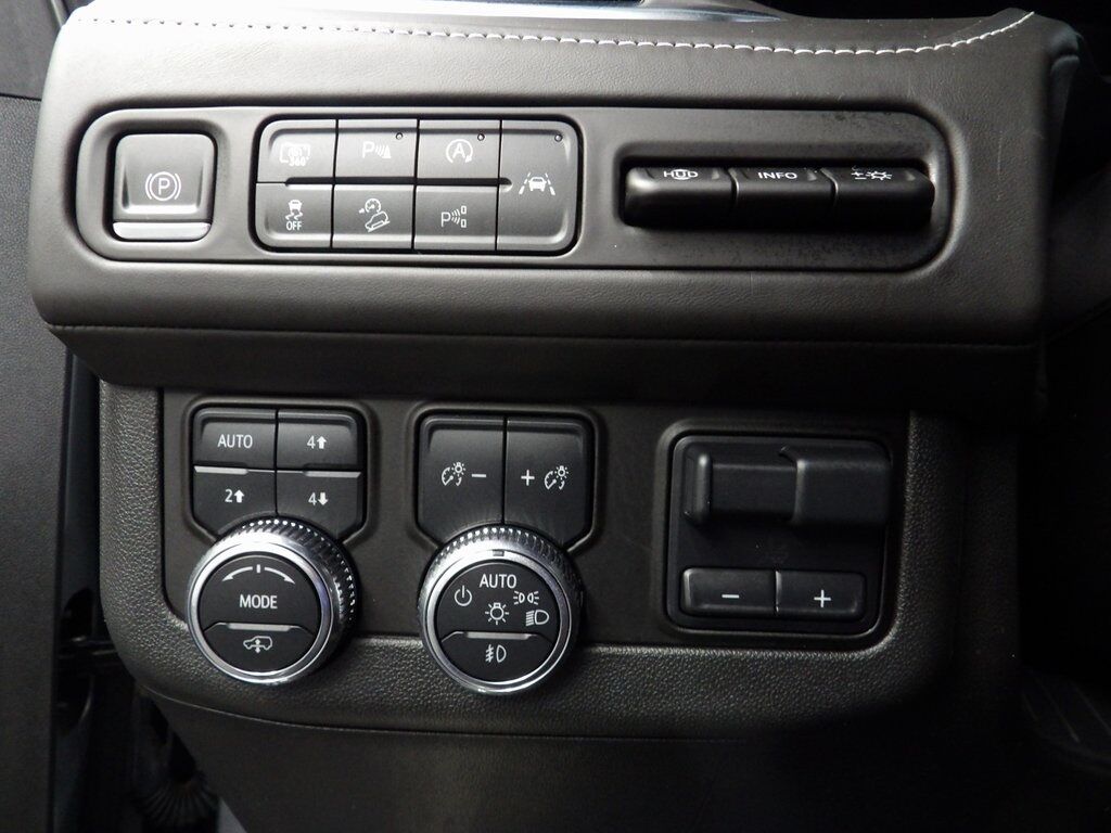 2024 GMC Yukon Denali Ultimate 4WD Fond du Lac WI 2024 GMC Yukon Denali Ultimate 4WD Fond du Lac WI